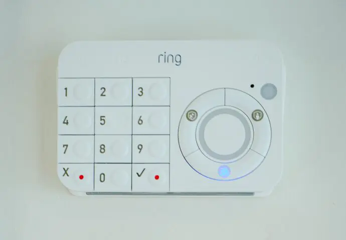 Ring Alarm indoor panel installation.